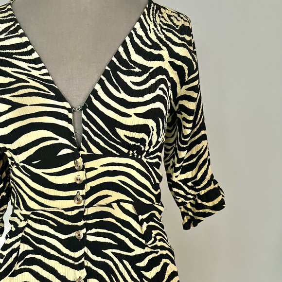 FAITHFULL THE BRAND - RAFA MIDI DRESS AMAIA ZEBRA PRINT PALE YELLOW SIZE 4 NWOT - Picture 10 of 12